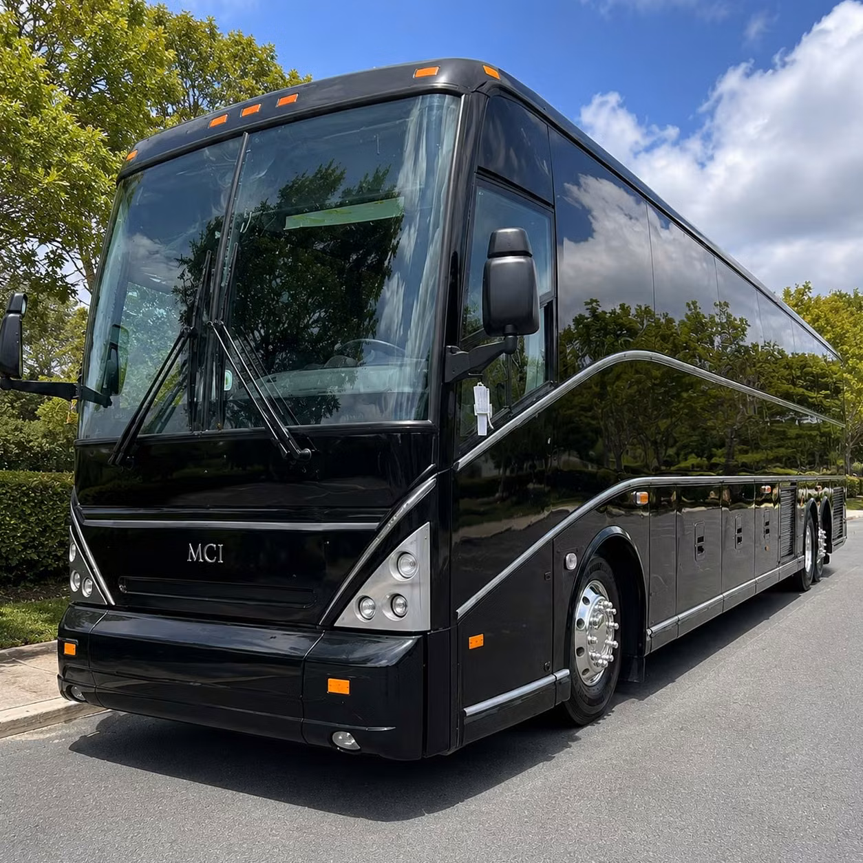 airport shuttle transportation to akron canton regional airport