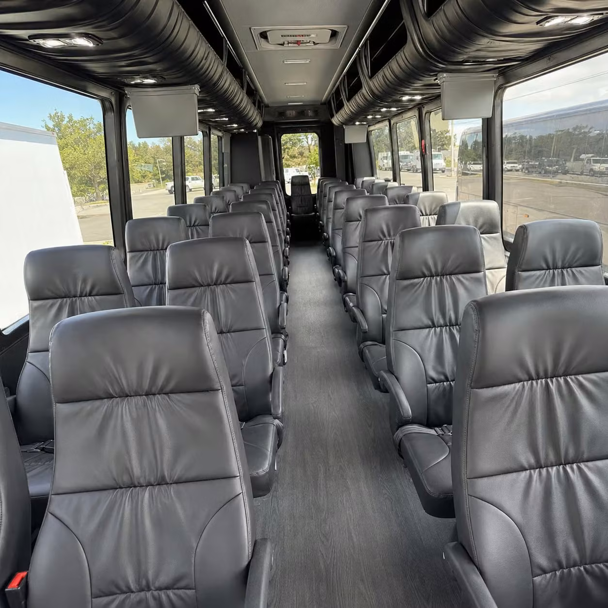 akron 20 passenger minibus rental