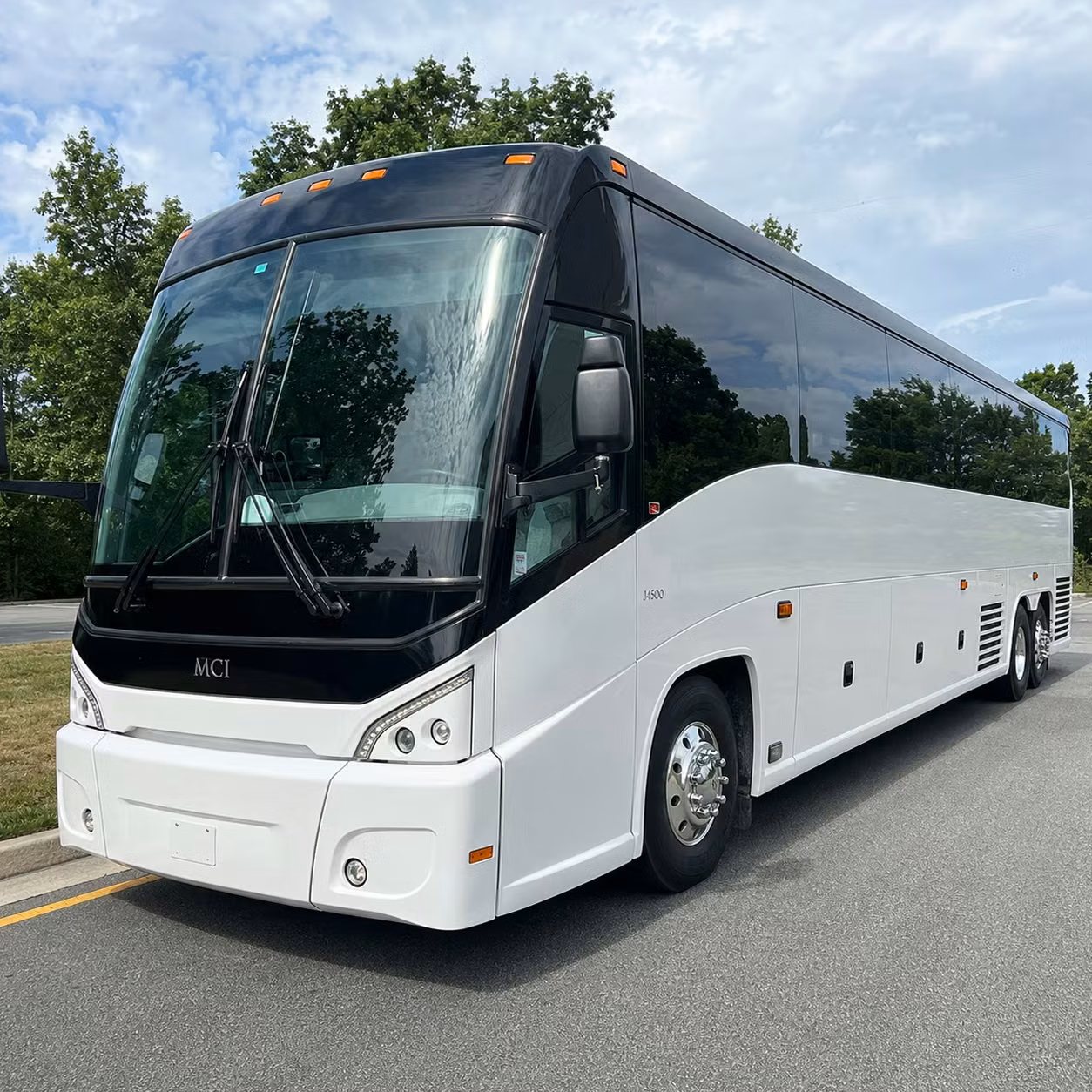 akron to cleveland airport transfers and long distance group shuttles