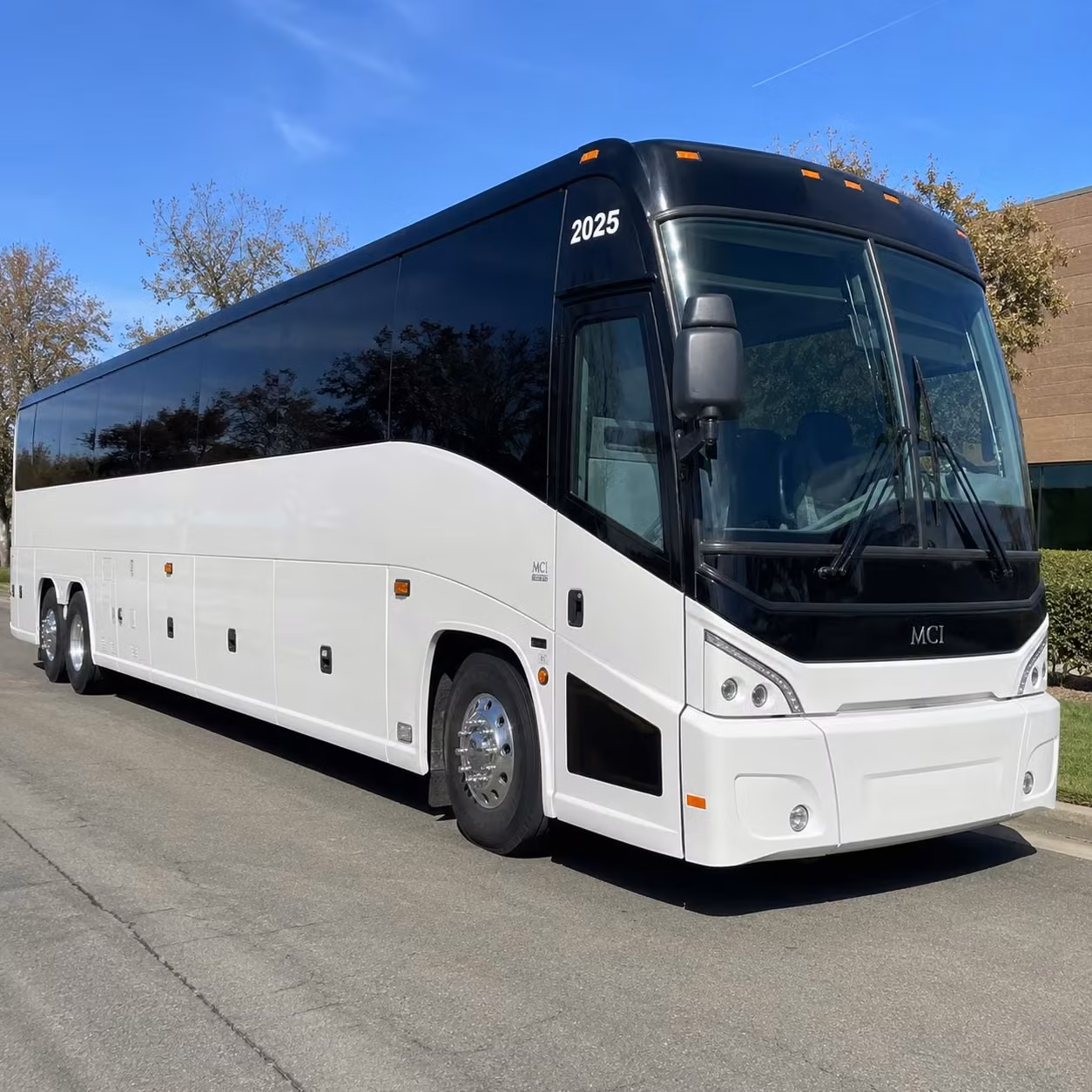 blossom music center concert shuttles the easiest way to arrive in akron s backyard